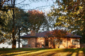 Polperro Farmhouse, Red Hill